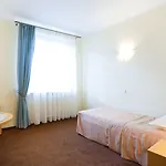 Western Center 3*