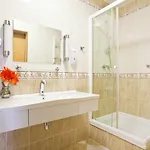 Western Center Hotell