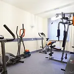 Western Center Hotell 3*