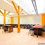Western Center Hotell 3*