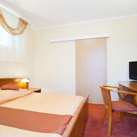 Szálloda Western Center 3*