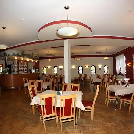 Western Center 3* Rzeszów