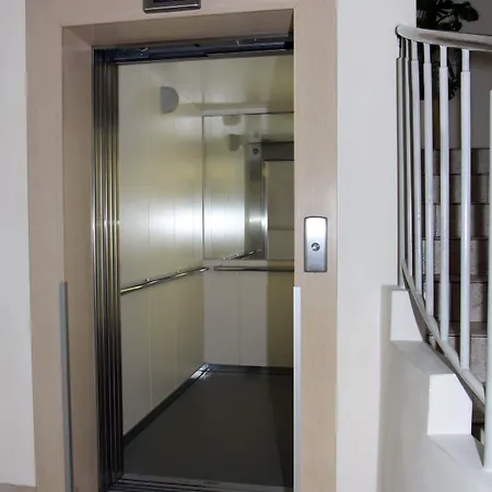 Western Center Ξενοδοχείο Rzeszów