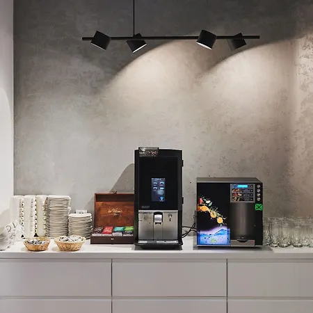 Hotel Western Center