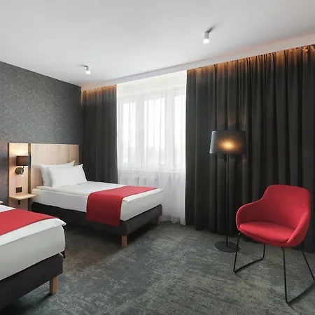Western Center Szálloda 3*