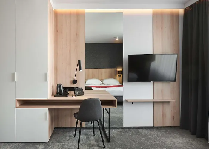 Western Center Hotel 3*