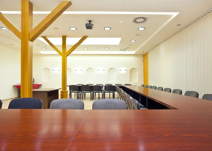 Hotel Western Center 3*