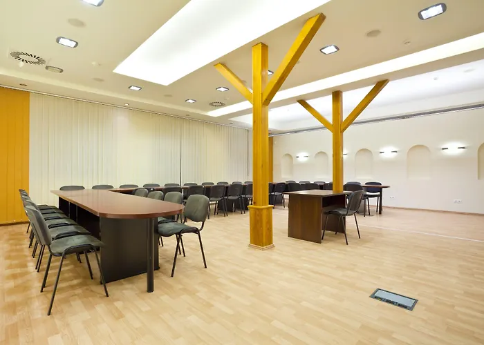 Hotel Western Center