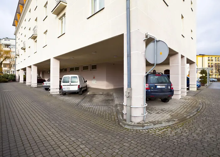 Western Center Hotel 3*